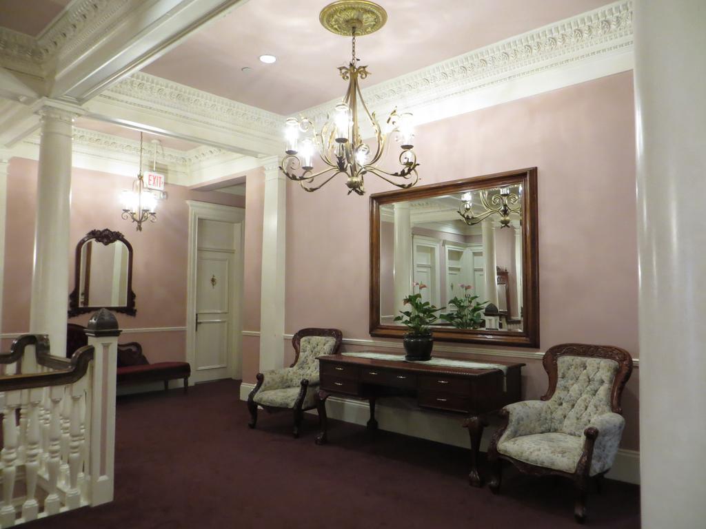The Monterey Hotel Екстер'єр фото