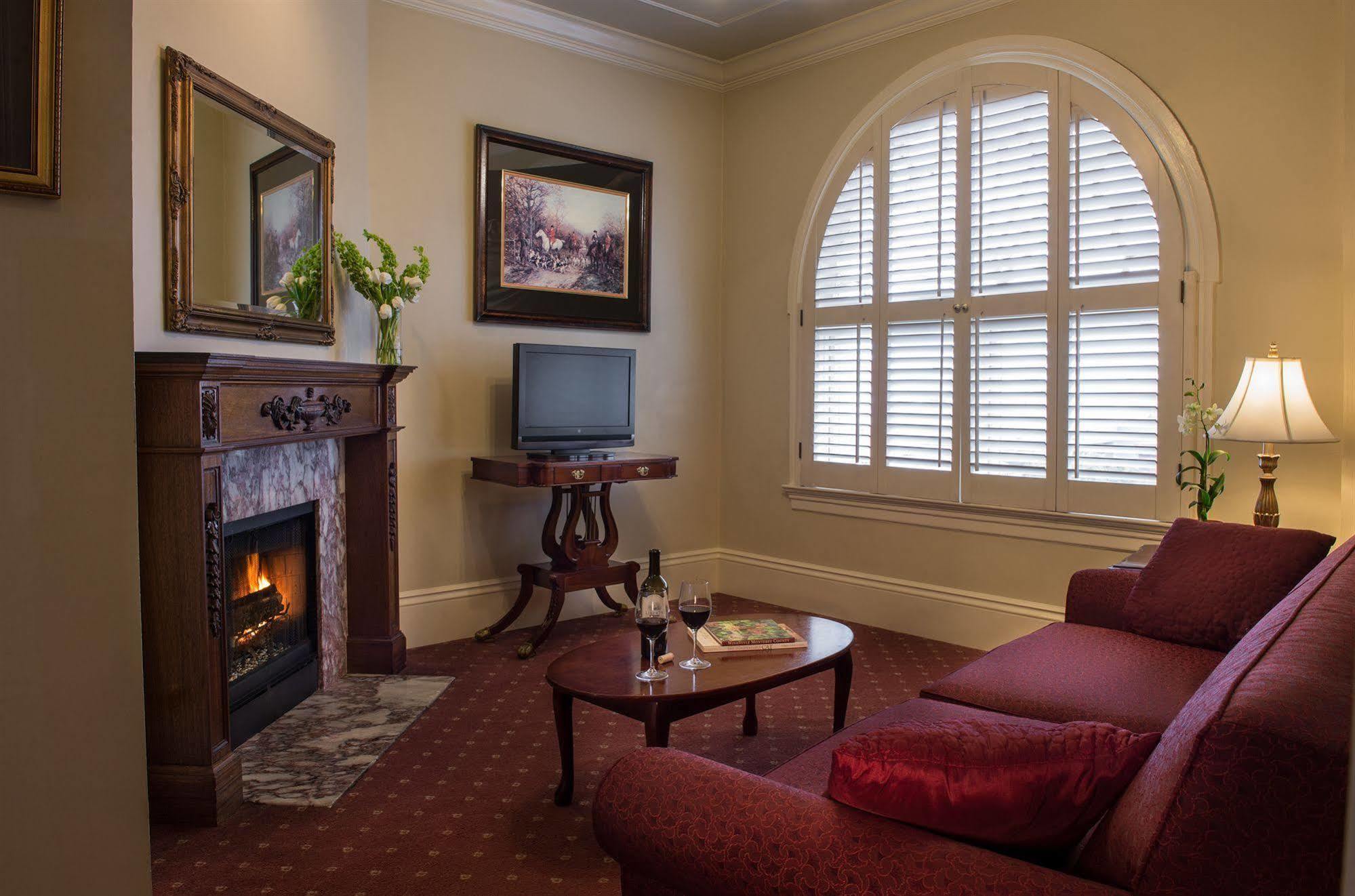 The Monterey Hotel Екстер'єр фото