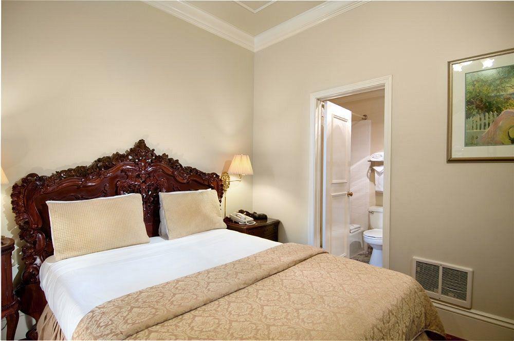 The Monterey Hotel Екстер'єр фото